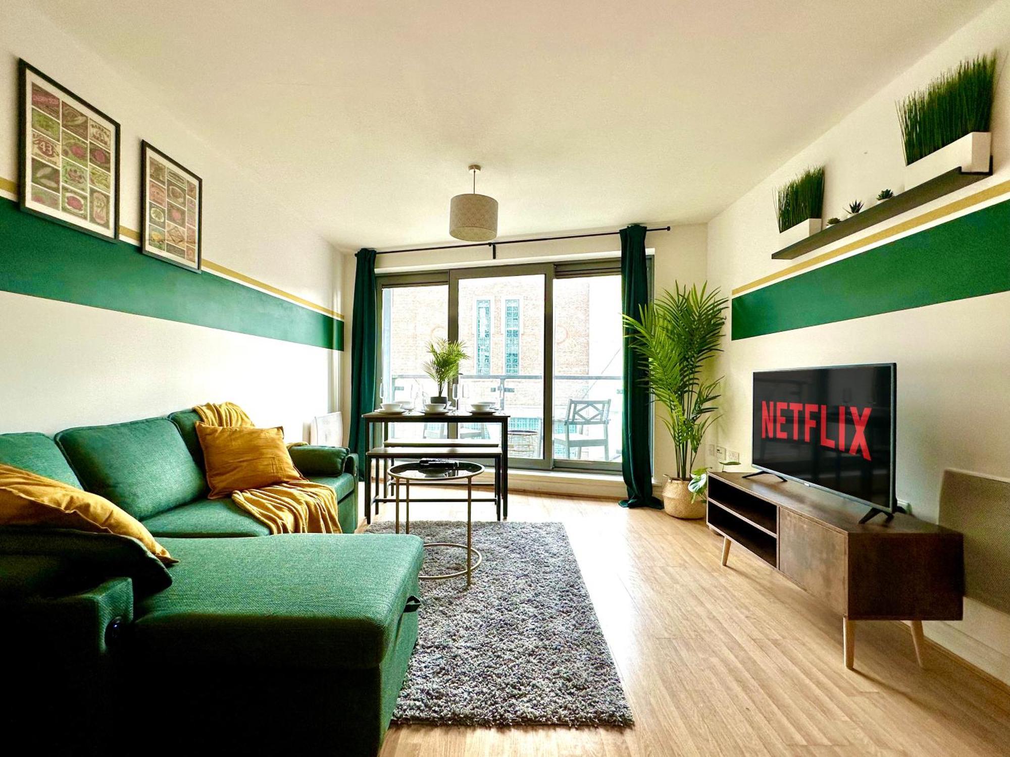 Watford Serviced Apartment, Free Parking, City Centre Eksteriør bilde